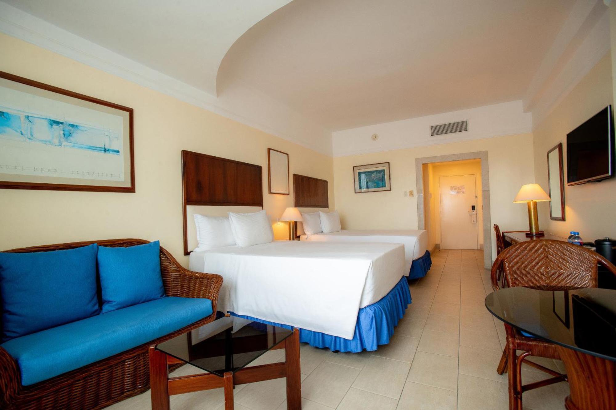 Colon Salinas Hotel