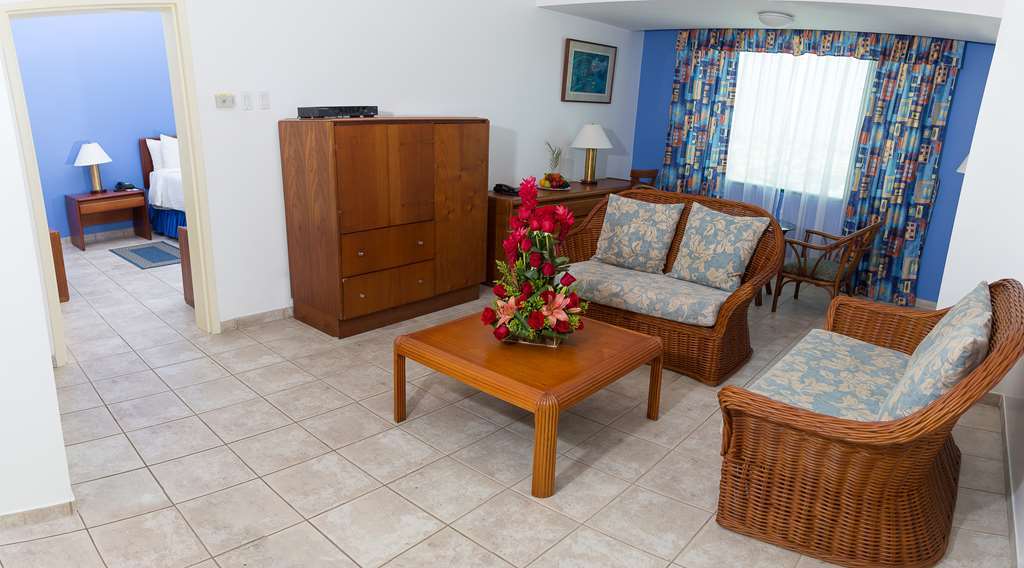 Hotel Colon Salinas